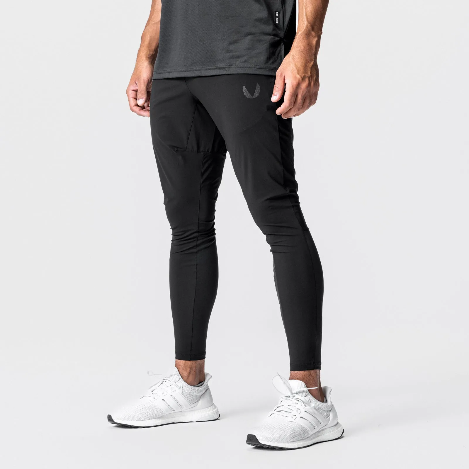 0699. TETRA-LITE™ Hybrid Jogger - Black/Black