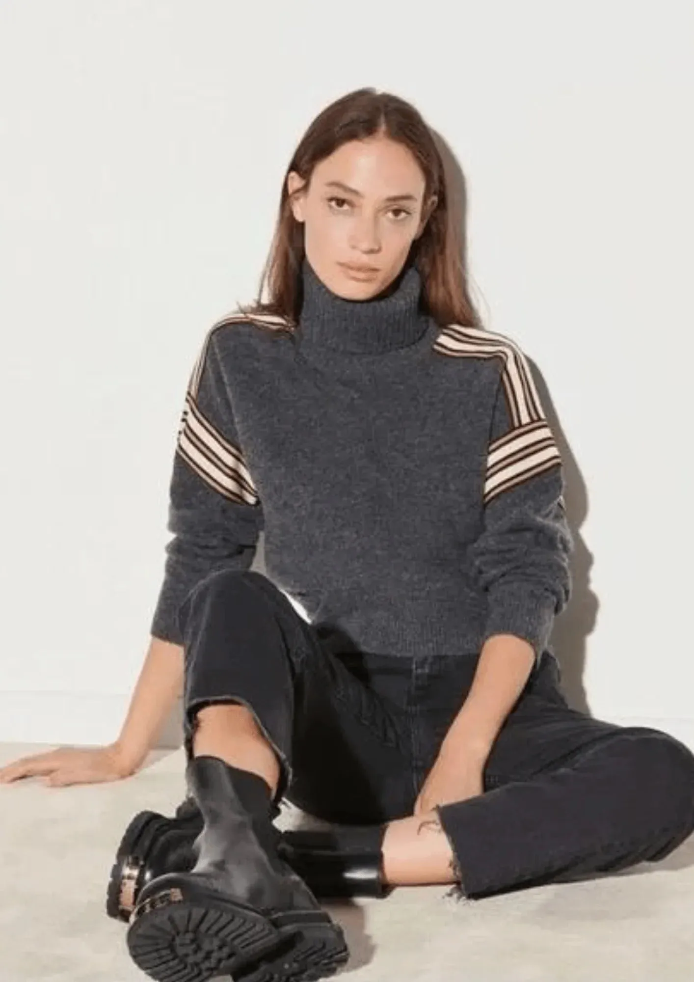 ANTHRACITE STRIPED TURTLENECK SWEATER