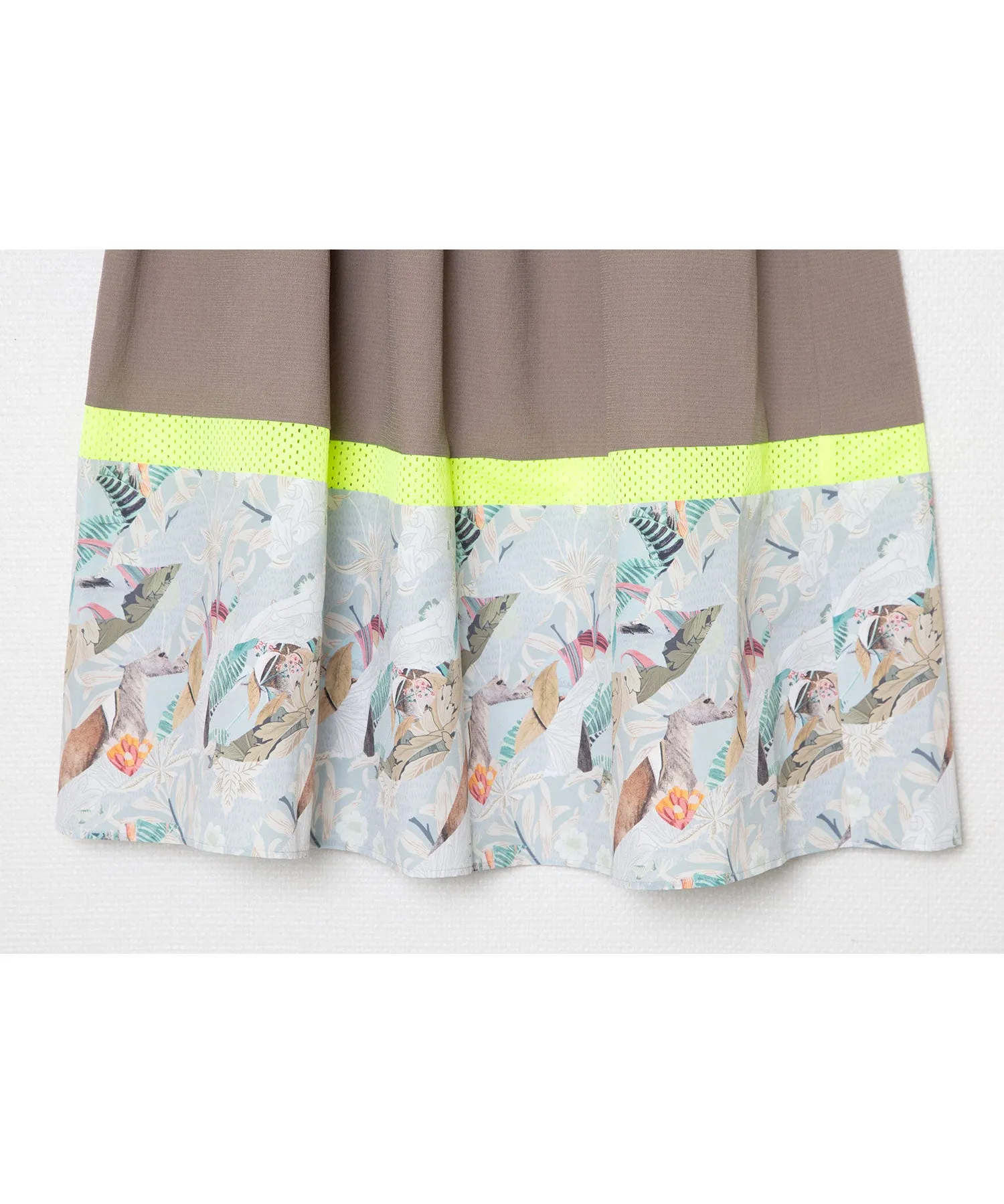 BSD25SS-10  Arts & Science Slide Skirt BROWN