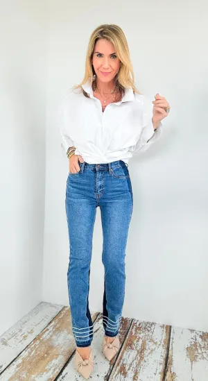 Frayed High Rise Jeans