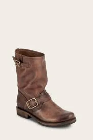 Frye - Veronica Short Boot in Stone 3470547-STO