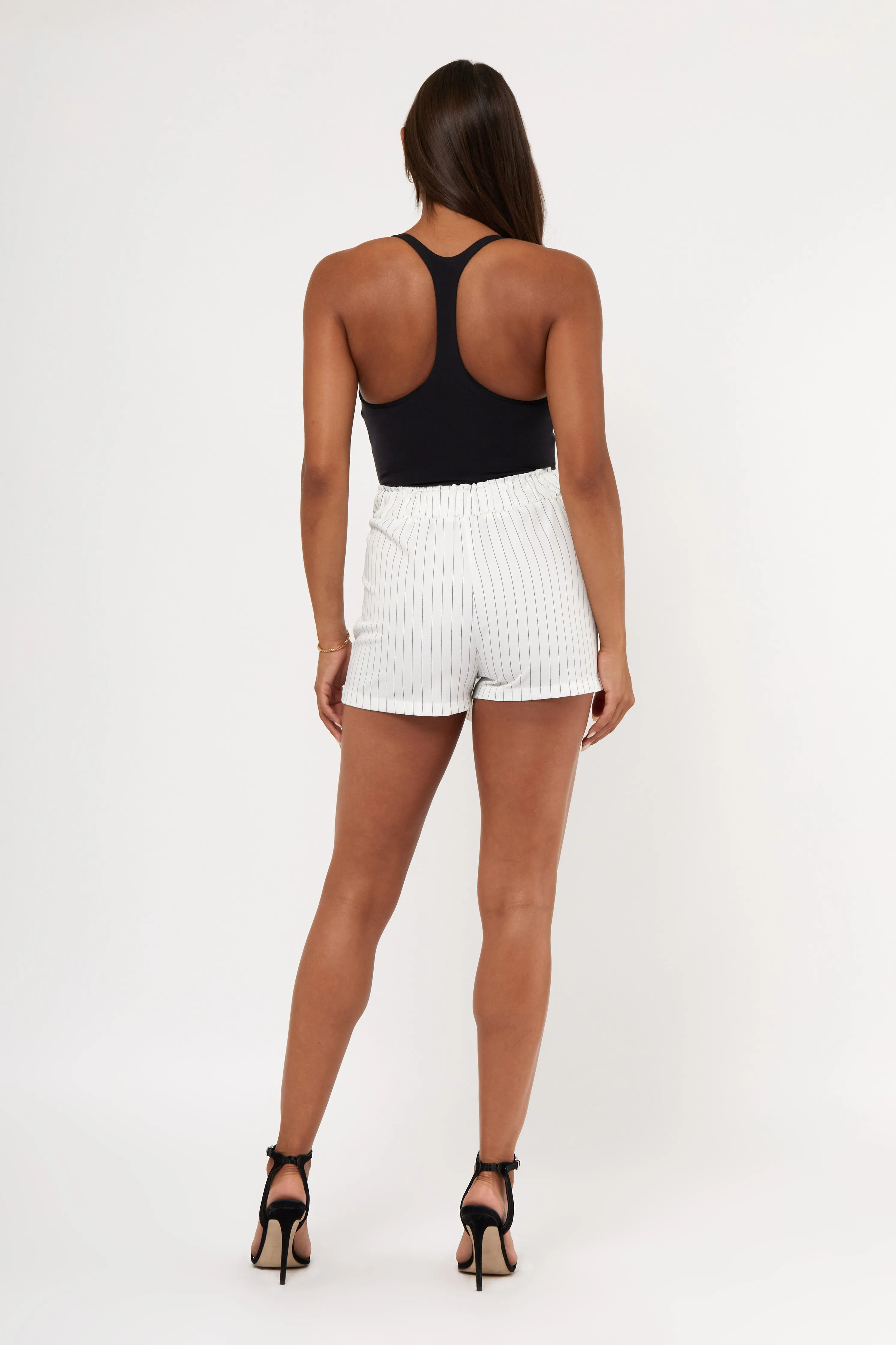 PIN STRIPE SELF BELT SHORT